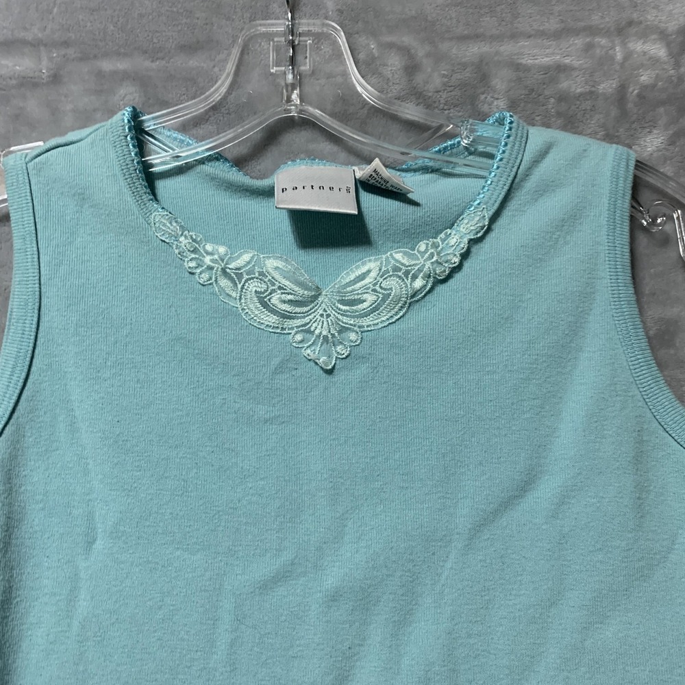 Partners Tank Top Women Small Blue Embroidered Lace Neckline Sleeveless‎ Y2K Vtg